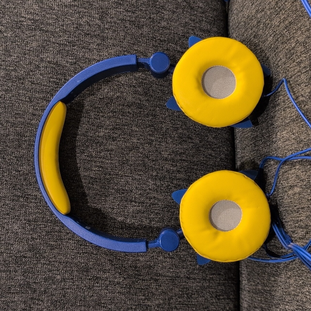Sonic The Hedgehog Headphones With Jack, NEW - Picture 4 of 9